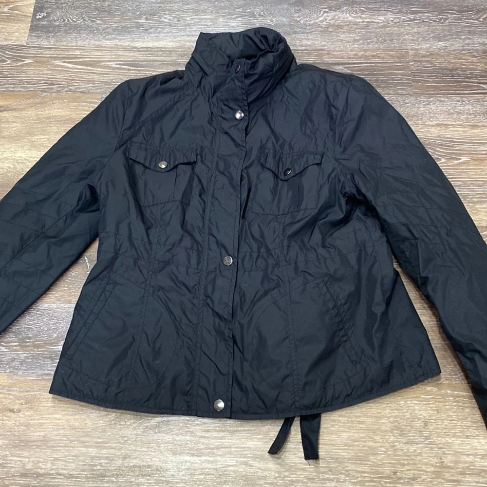 Jacket - Picture 1 of 2